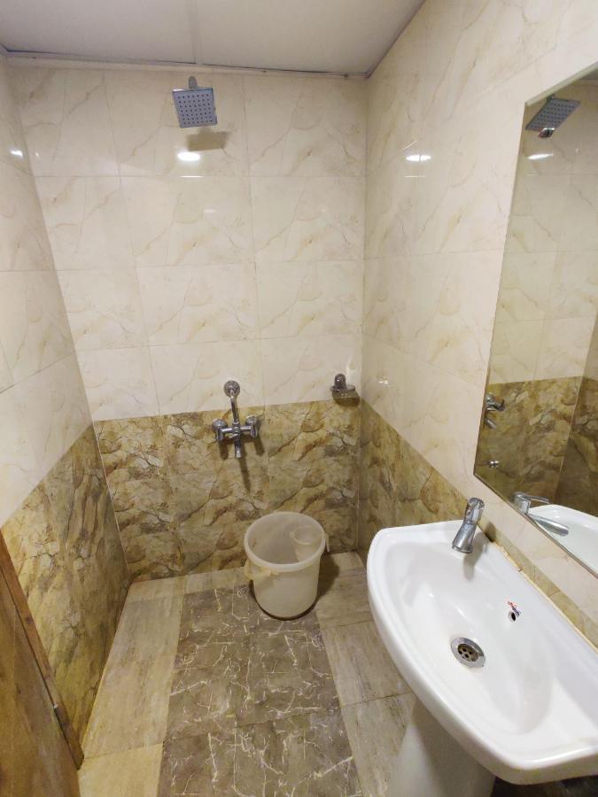 Hotel Airport City Dod Jala Экстерьер фото