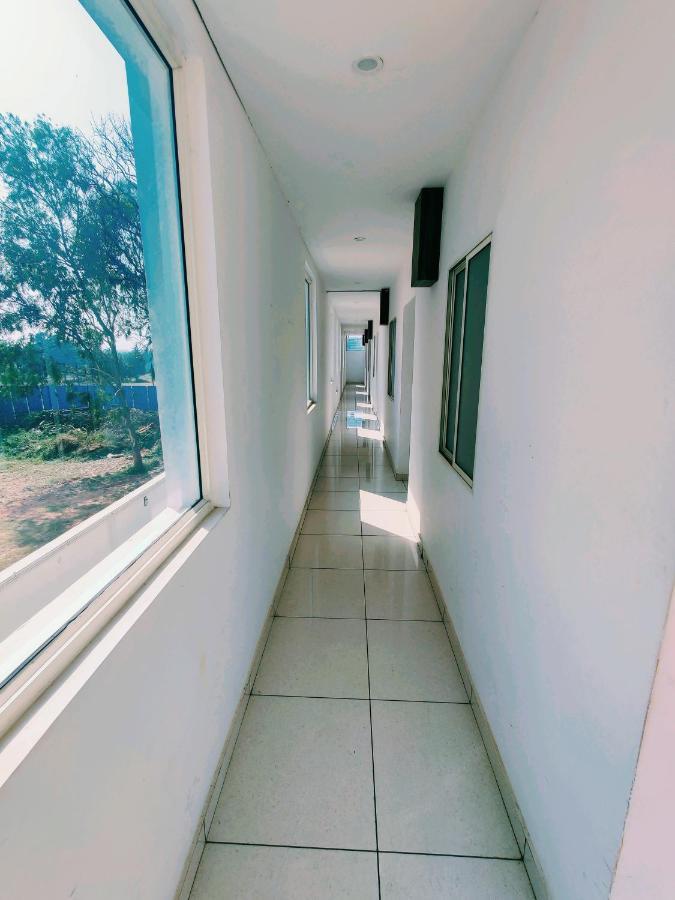 Hotel Airport City Dod Jala Экстерьер фото